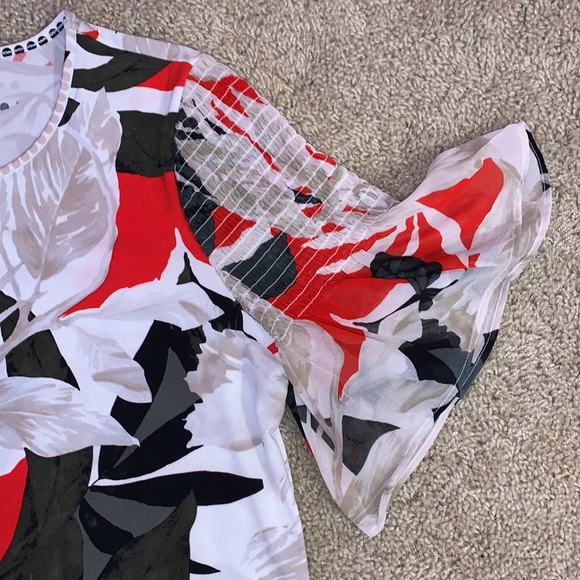 Women’s Calvin Klein Black White and Red Floral Blouse - Picture 3 of 8